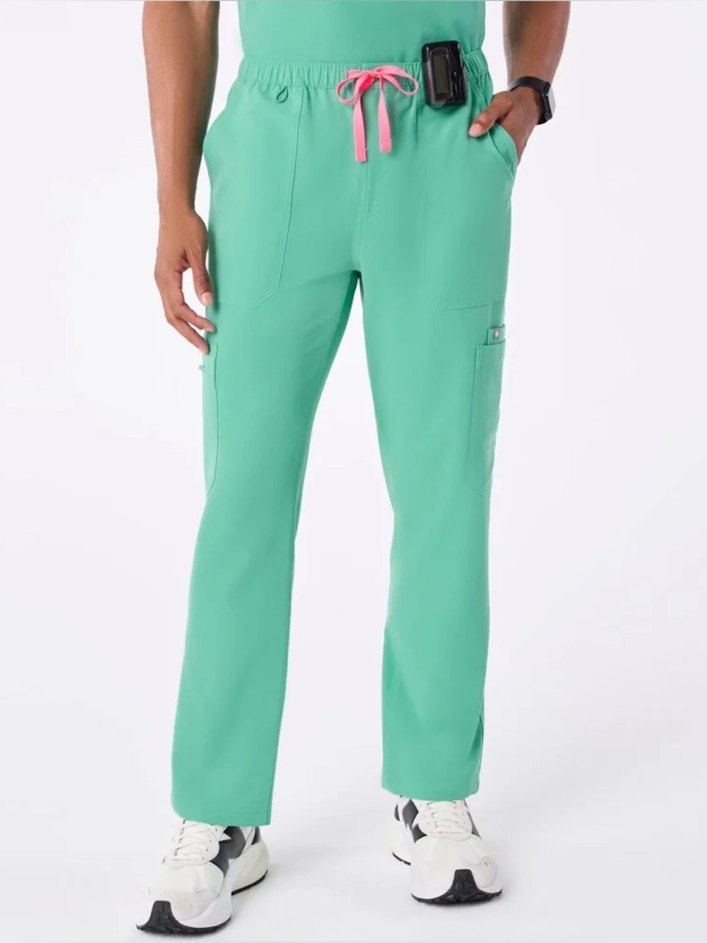 FIGS Men's Surgical Green Cairo - Cargo Scrub Pants - L / Surgical Green